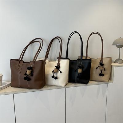 Damentaschen – Geräumige Taschen