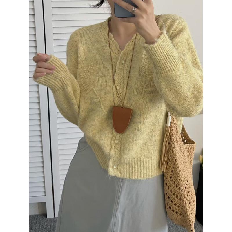 Sweet Lace V-Neck Women's Cardigan Sweater - 2026 Autumn/Winter Korean Style 3D Crochet Knit Outerwear