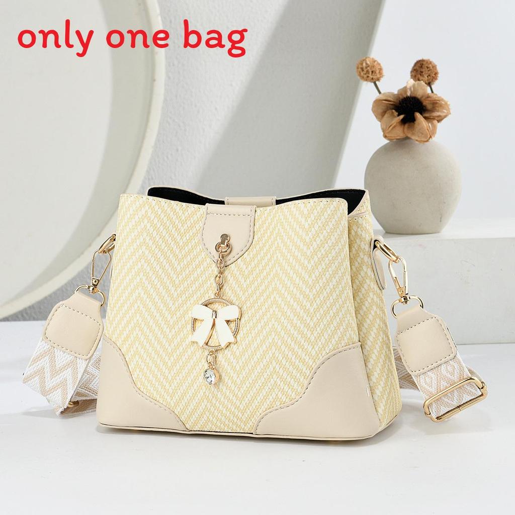 Womens Water Bucket Handbag With Adjustable Strap And Zipper Closure For Casual Outings