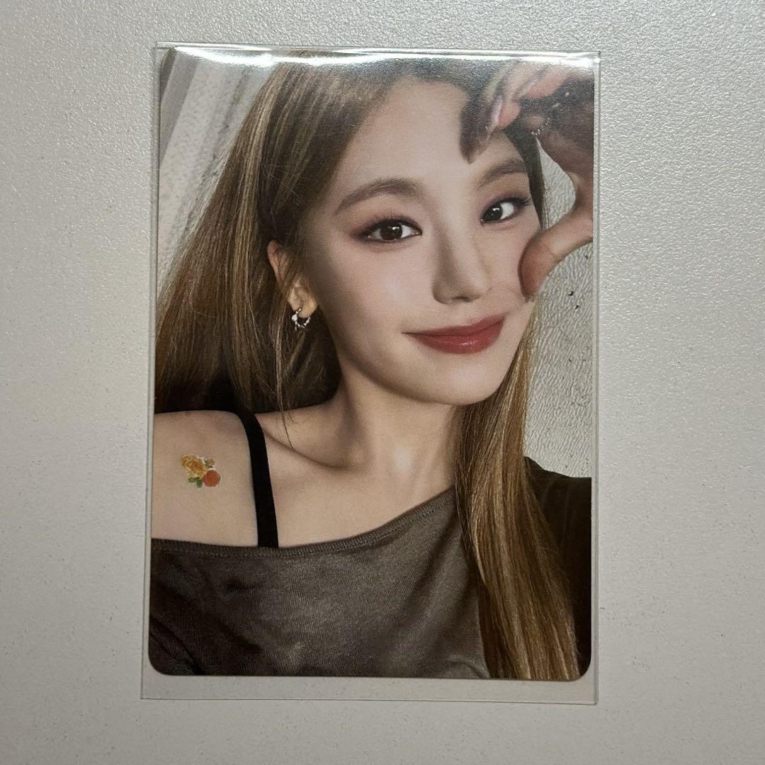

[USED] ITZY Yeji RINGO Tower Records Cafe Trading Card