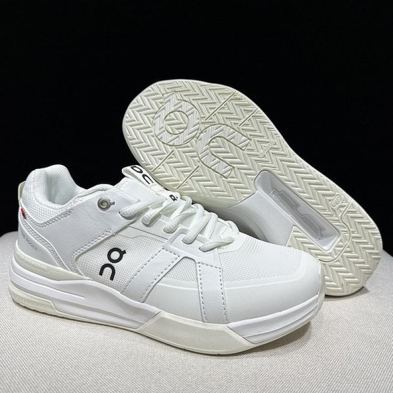 On The Roger Clubhouse Pro × Feller Tennis Shoes Sneakers