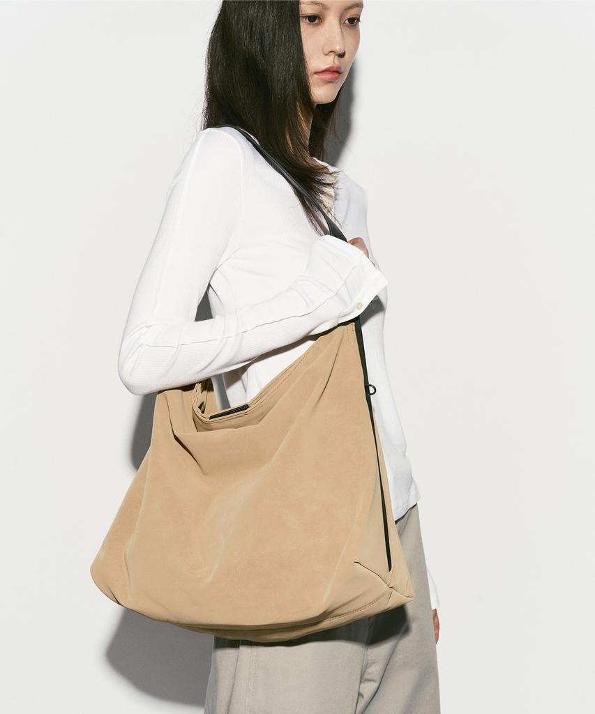 Re Rhee Cowhide Strap Hobo Bag Beige