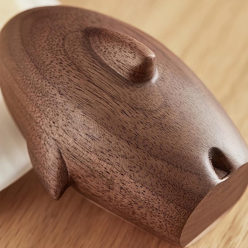 Solid Wood Shark-Shaped Beer Bottle Opener ,Cute Standing Desk Decor, Creative Manual Operation, Ideal for Kitchen and Dining Use, Beer Accessories