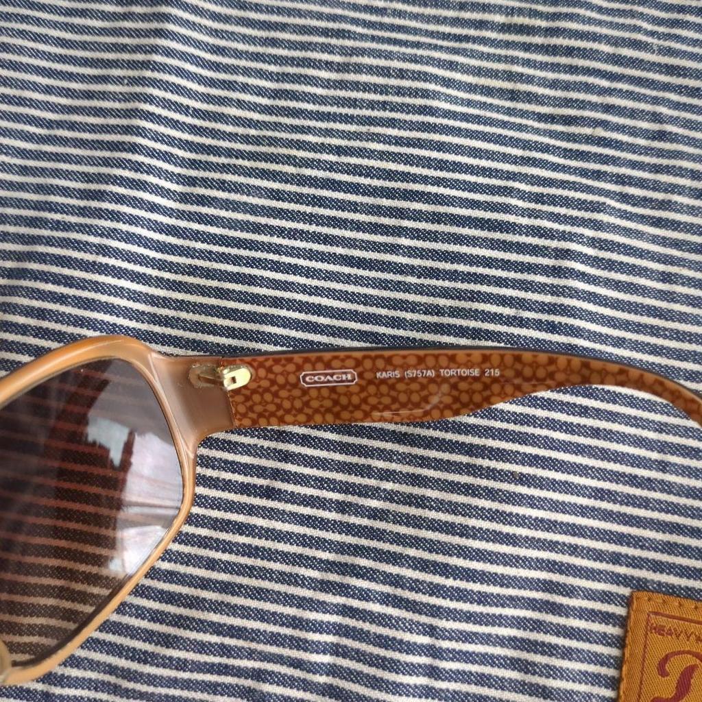 Used sunglasses COACH