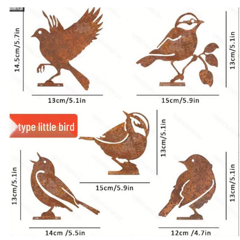 Rusty Metal Bird Silhouette: Retro Garden Tree Ornament