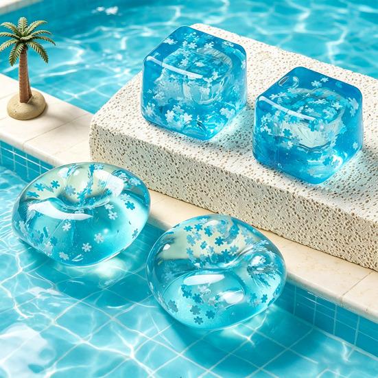 Clear Cube Squeeze Toy with Glitter Snowflake Anxiety Relief Stress Cube Sensory Toy Soft Stretchy Ice Cube Pinch Toy Party Favors