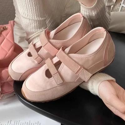 Dámska obuv – Tenisky