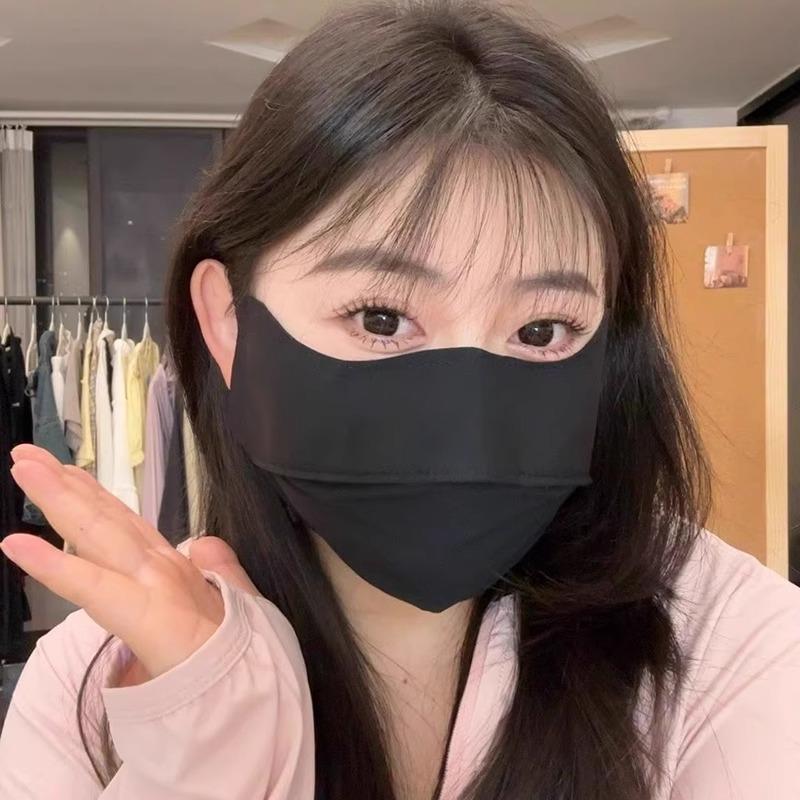 

2025 Women s Ice Feel Anti-UV Breathable 3D Sunscreen Mask for Spring/Summer