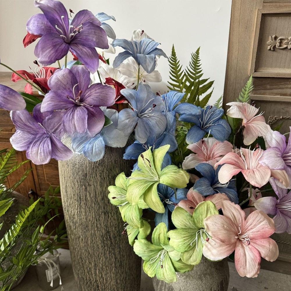 White Artificial Lily Flowers 5-head Simulation Decorative Bouquet  Indoor Decoration