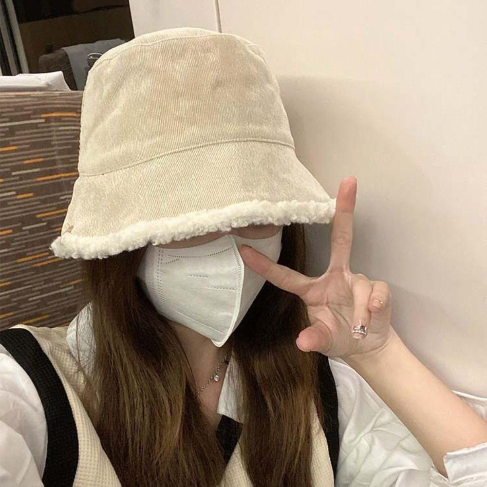 Chapeau Bob Simple en Laine d'Agneau Chapeaux Décontractés pour Femmes Hiver Style Coréen Chapeau de Pêcheur en Peluche Pour Femmes