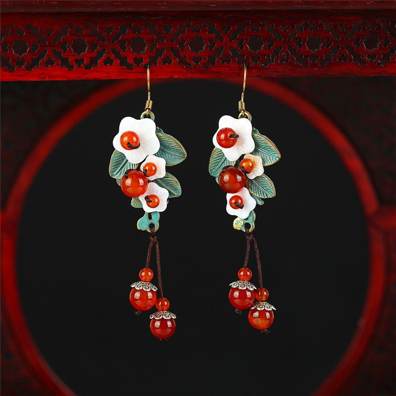 Handmade Classical Jade Fringed Earrings, Retro Female Long Style Temperament Agate Shell Antique Earrings, Earrings.