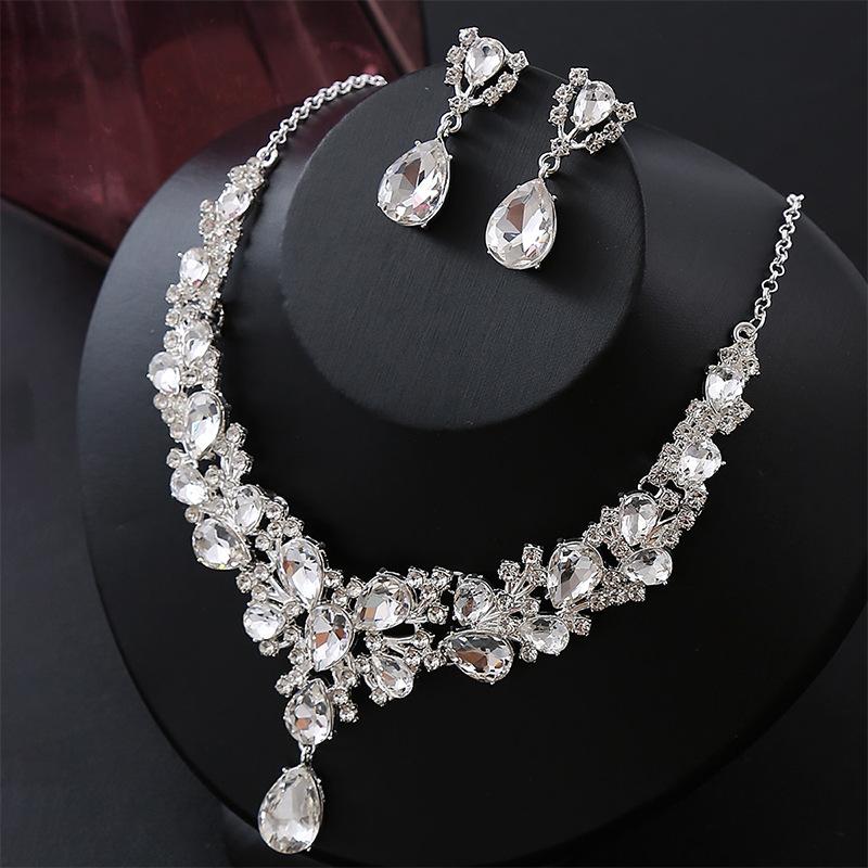 

2026 Retro Explosion Exaggerated Bridal Necklace Earrings Two-piece Set, High-end Crystal Banquet Party Jewelry Set 45CM белый
