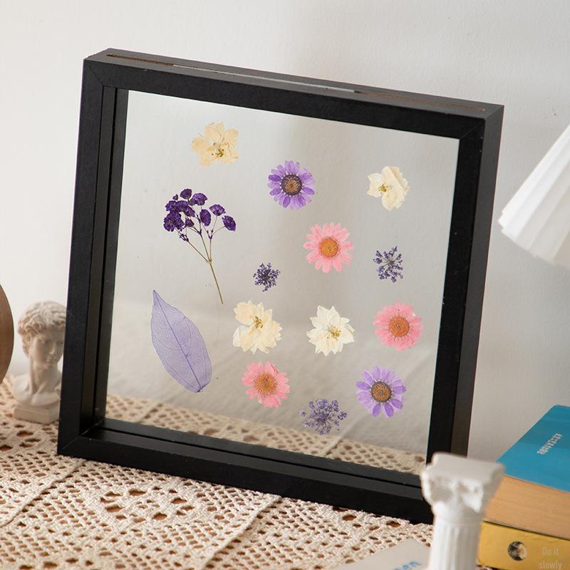 Handmade European Embossed Photo Frame with Transparent Glass and Wooden Leaf Plant Design