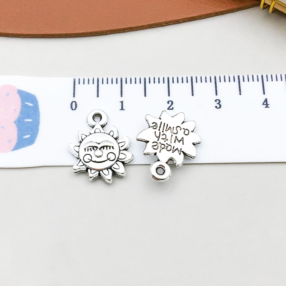 100-Piece Five-Color Alloy Sun, Moon, and Star Pendant Charms for DIY Jewelry
