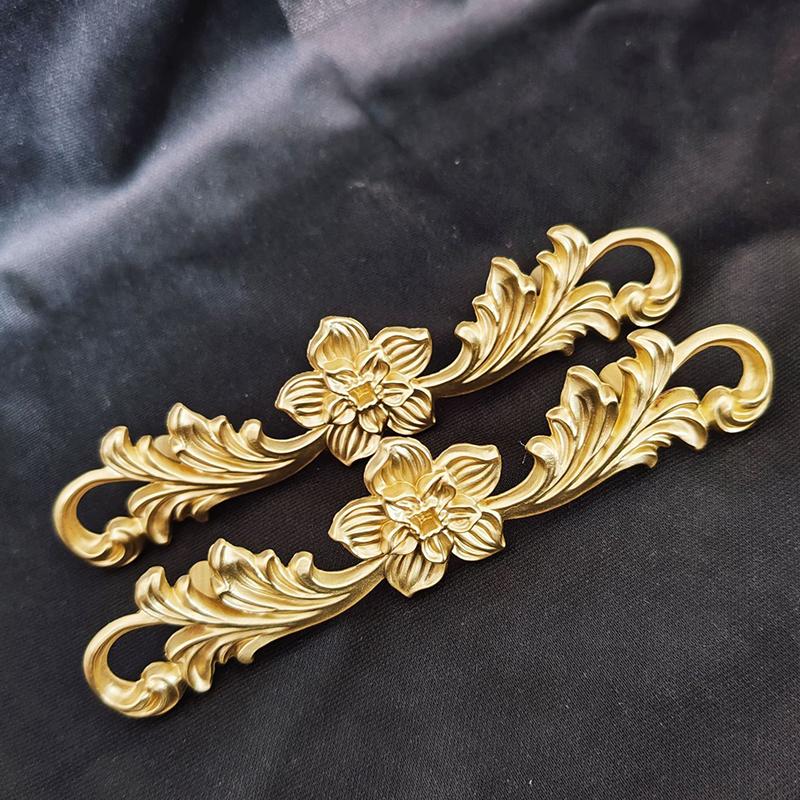 1Pcs Brass Drawer Handle, Patterned Flower Bar Handles, Vintage European Style, Hand-held Closet Door Pulls