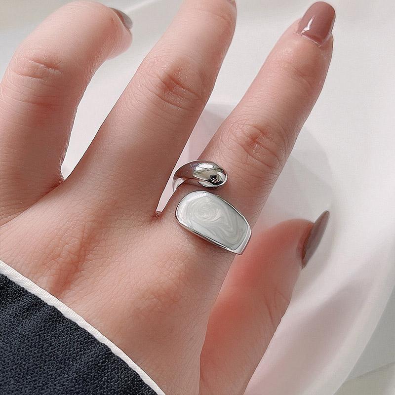 925 Sterling Silver Rings For Women Trendy Fashion O White Stone Hug Hollowout Shape Handmade Couple Jelwery For Party Gift