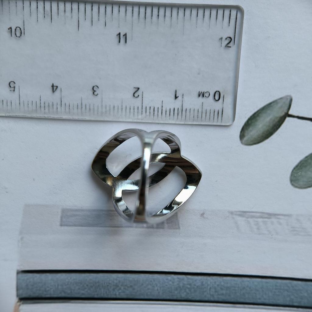 Silver Ring with No Stones, Product Weight 6.2 G (2191940)