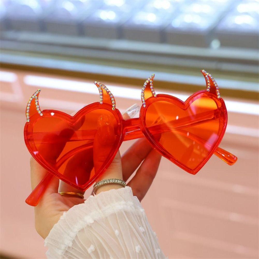 Rhinestones Halloween Cosplay Glasses Heart Shape UV Protection Sun Glasses  Party Props