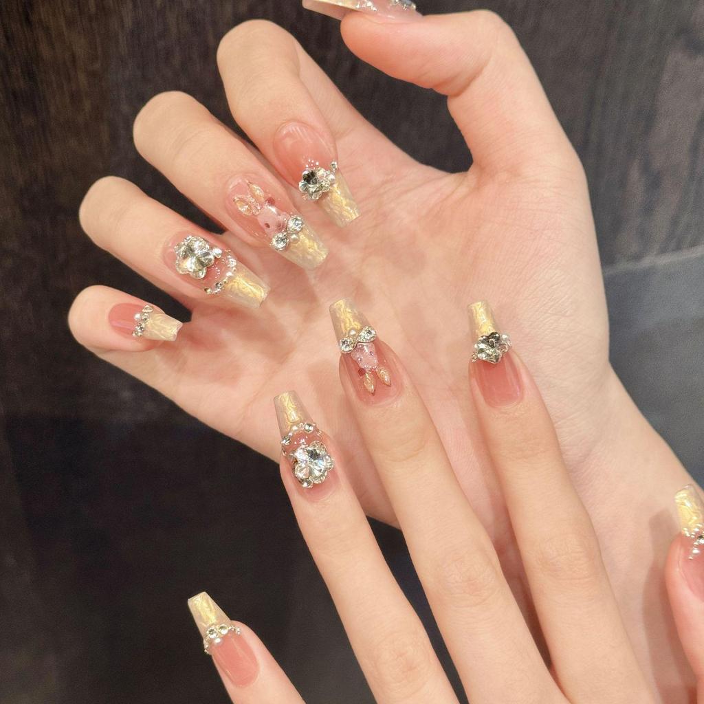 Yihe Original Rococo Rabbit Cartoon Cute Bunny Blush French Rhinestone Handmade Nail Art