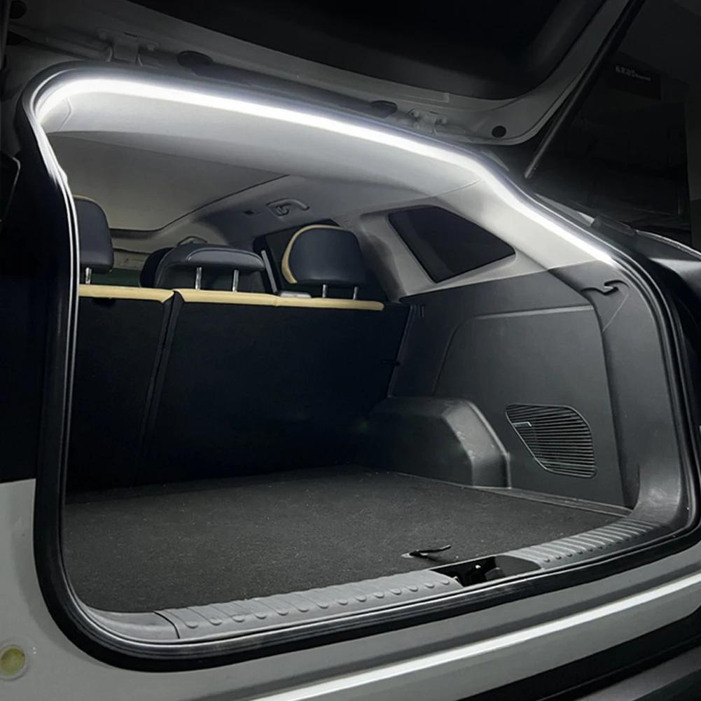 1 Set Auto Hohe Helligkeit Kofferraumbeleuchtung Ambientebeleuchtung Innenraumdekoration LED Verkabelungsfrei Automatische Erkennung Heckklappen-Lichtleiste