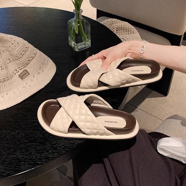 

2025 Summer Women s Genuine Leather Color Block Cross Strap Flat Slippers 37