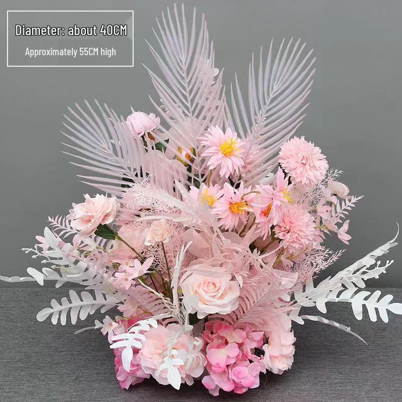 Künstliche Blumendekorationen für den Hochzeitsgang & die Bühne