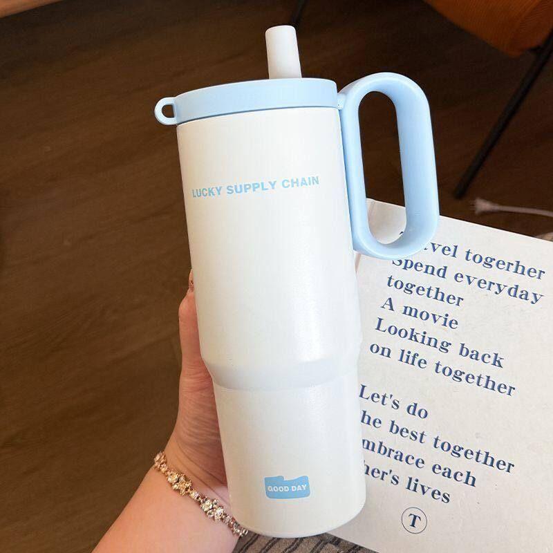 

New Large-Capacity Insulated Cup, Stylish Water Bottle, Straw Cup, Ice Cup, Giant Cup with Handle, Dopamine Pure White-No Pendant Sticker 720ml