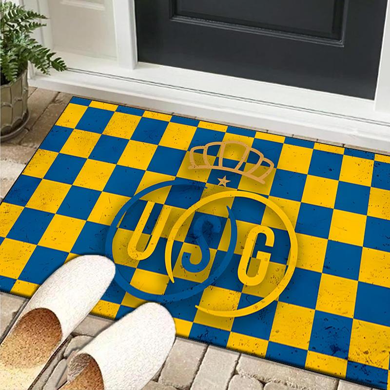 1PC rug Golden Crown Symbol Royale Carpet, Chair Rug,Area Rug for Office Bedroom living rooms bedroom, Doormat decor Christmas fan gifts