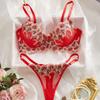 Europäisches & Amerikanisches Rotes Netz Besticktes Sexy Dessous-Set mit Durchsichtigem Blütenblatt-Höschen