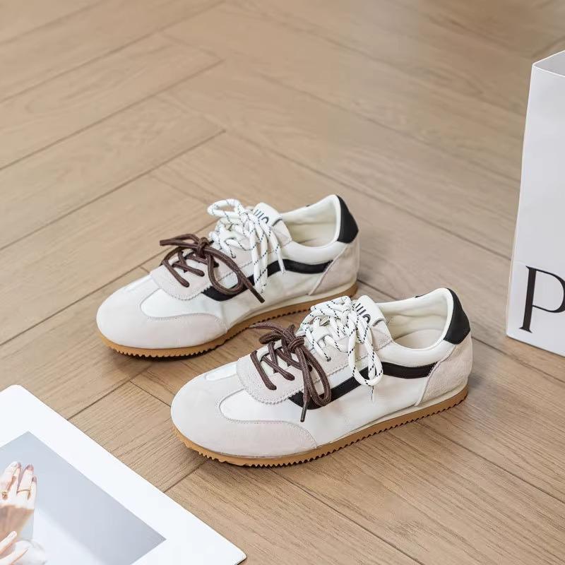 

2025 ретро немецкие тренировочные кроссовки женские весенние новые универсальные ультралегкие с мягкой подошвой не устают ноги женская обувь повседневная спортивная обувь 40 бежевый