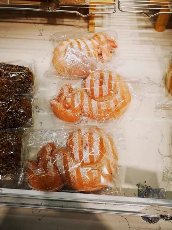 

Transparent Self-Sealing Food Packaging Bags