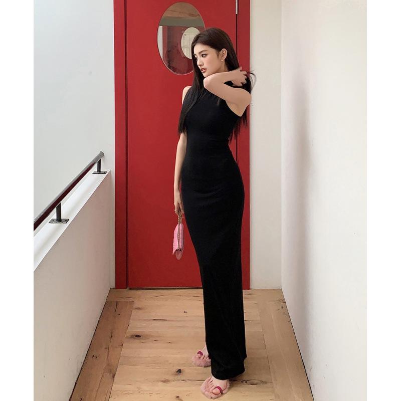 2026 Spring/Summer High-Neck Sleeveless Slim Fit Elegant Back Slit Maxi Dress for Women