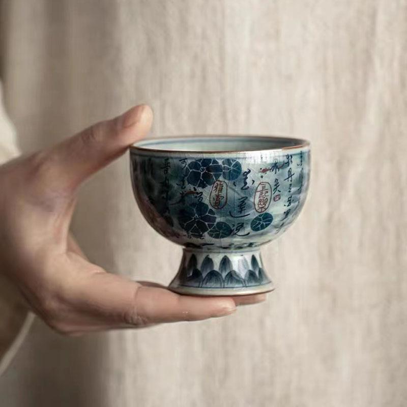 Antique Style Blue White Ceramic Tea Cup Landscape Master Bowl with Crackle Glaze for Gongfu Tea Home Decor