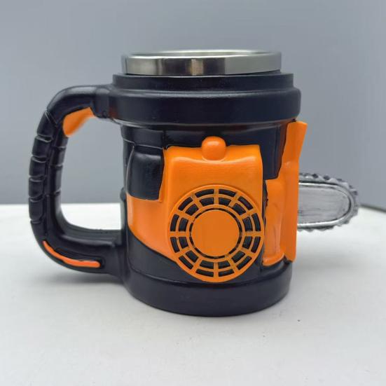 Kettensägen-Kaffeebecher mit 304 Edelstahl-Innenseite & Harz-Außenseite Hitzebeständiger Reisebecher Einzigartiges Geschenk für Outdoor-Enthusiasten