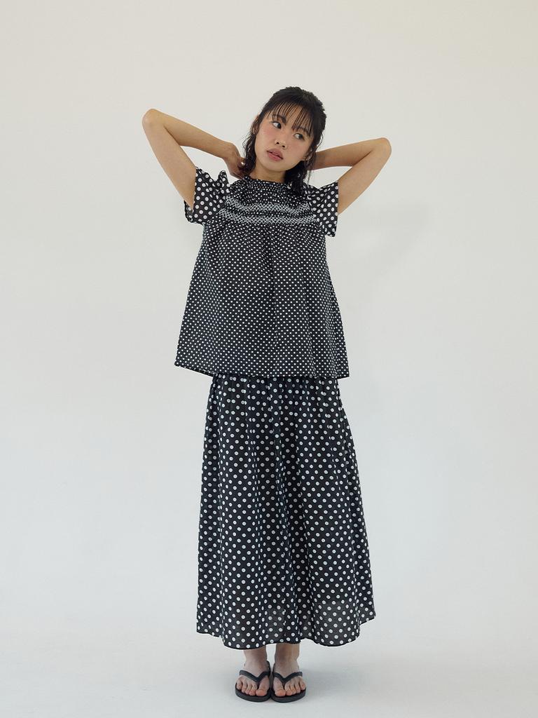 DOUBLE QUOTES Mui Smoking Blouse (Black Dot)