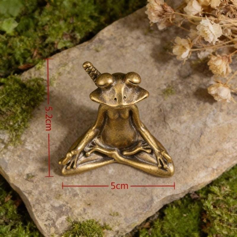 Alloy Zen Meditation Frog Statue Aesthetic Vintage Texture Small Decor for Tea Table Home Office Gift
