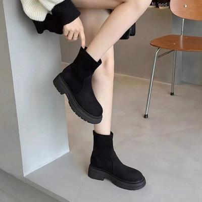 Stivaletti Platform a Punta Rotonda Autunno Inverno Stivaletti alla Caviglia da Donna Caldi Scarpe Basse da Donna Saldi Designer Lusso Calzature di Alta Qualità