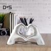 Statua in resina a forma di cuore con gesto a forma di cuore, scultura, decorazione per ufficio, matrimonio, scrivania