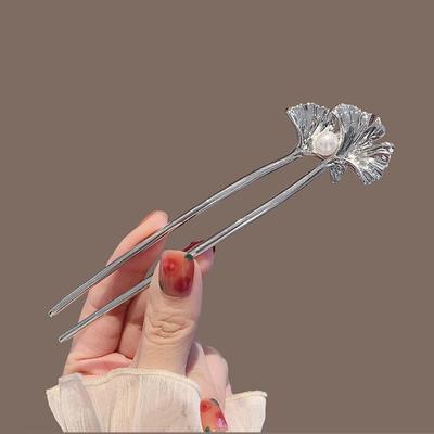 1pc Exquisite Fashion Vintage Metal Ginkgo Leaf Hair Sticks for Women Elegant U Shape Pearl Hairpin Headwear Hair Accessories