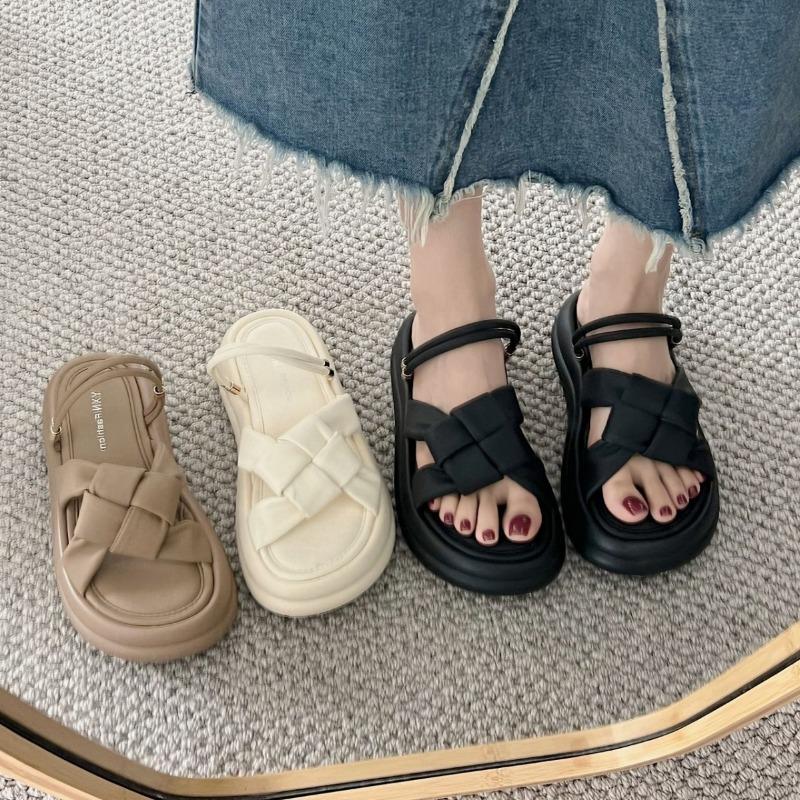 Two Slippers for Women To Wear, Summer New Style Fashion with Skirt, Beautiful Platform Sandals