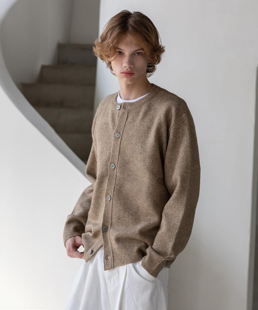 Decoroso Comfort Round Neck Cardigan [Beige Brown]