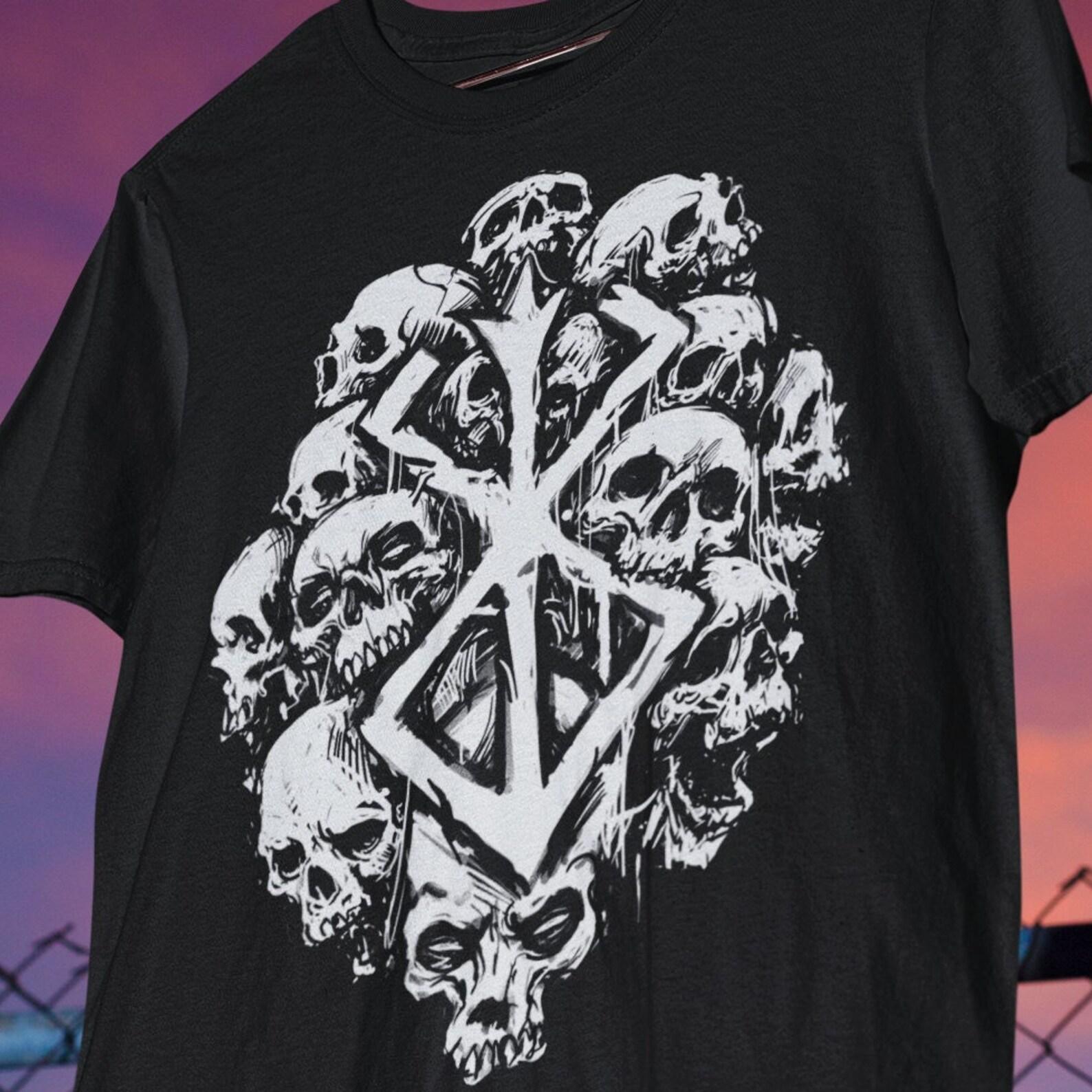 BERSERK SKULLS | Anime Shirt / Streetwear / Anime Gift / Manga / Japanese / Japan Style / Unisex / 100% Cotton XL