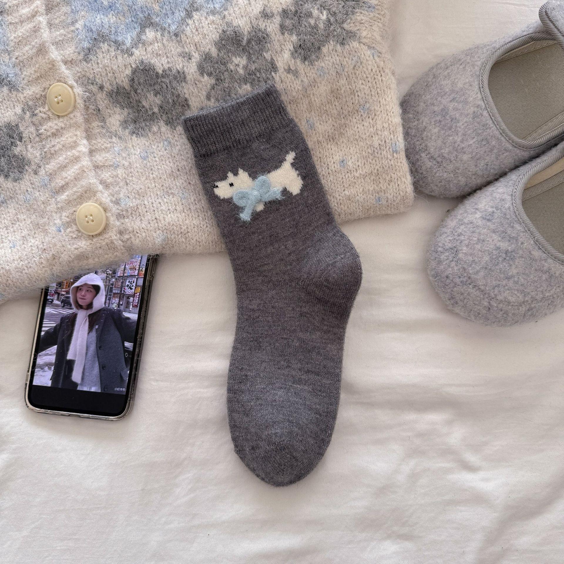 Xiaohongshu Is A Hot Seller Of The Same Style! Thickened Wool Socks Korean Button Bow Stacking Socks One size fits all