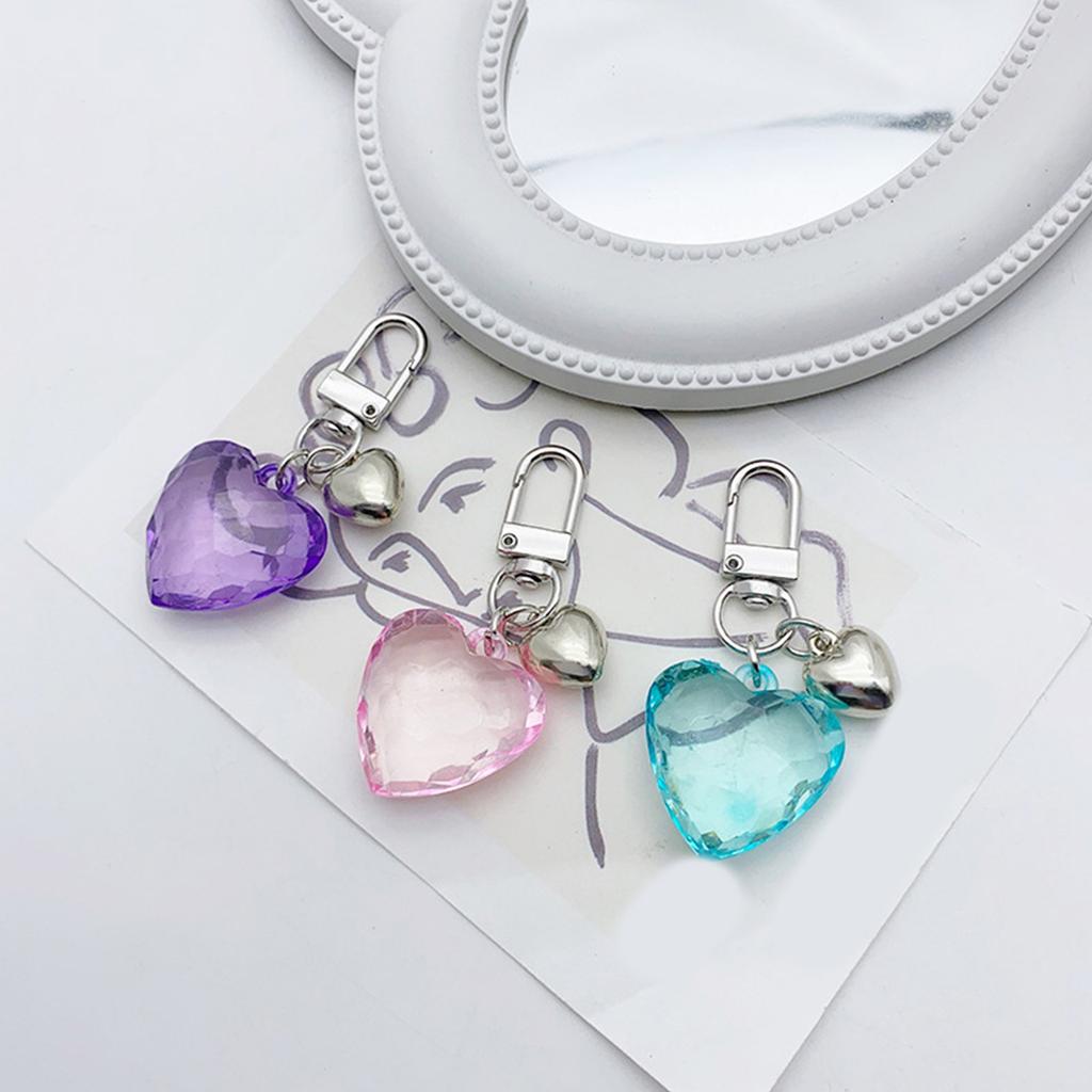 Chaveiro Elegante Coração de Amor Chamativo Acrílico Chaveiro Enfeites Charmosos para Bolsas Pingente de Metal da Moda para Mochilas