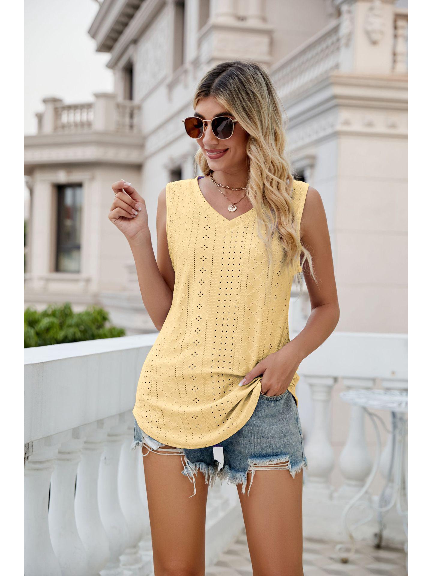 

2024 European & American Women s V-Neck Hollow Out Sleeveless Casual Vest Top Small