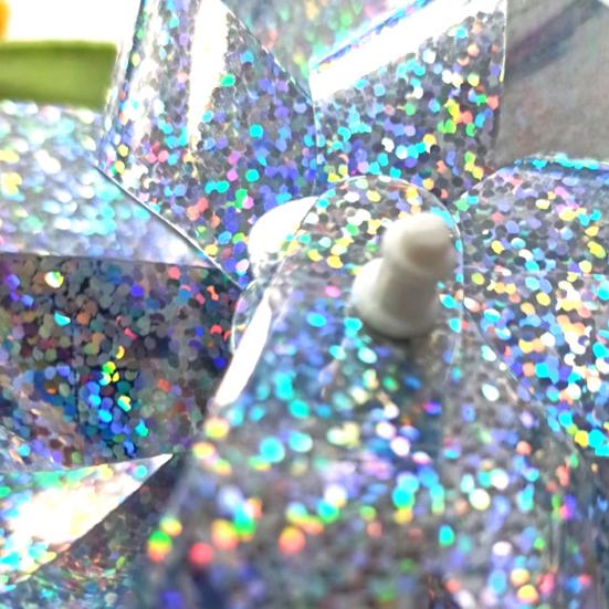 Yousheng Reflektierendes Vogelabwehr-Windrad Leichtgewichtige Vogelabwehr Windspiel Gartendekoration Outdoor Windmühlen-Ornament zum Schutz von Dächern