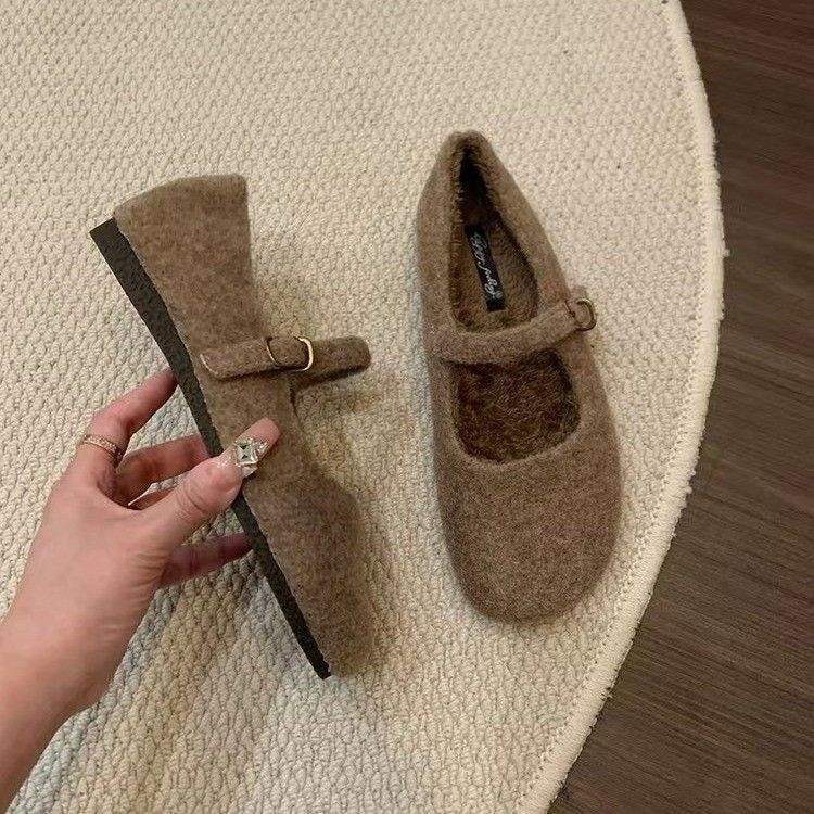 Fairy foreign style fluffy shoes female winter wear French evening temperament women velvet Mary Jane single shoes flat cotton shoes