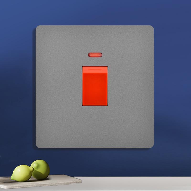 Priză UK 13A pentru perete gri cu încărcător Type-C și USB