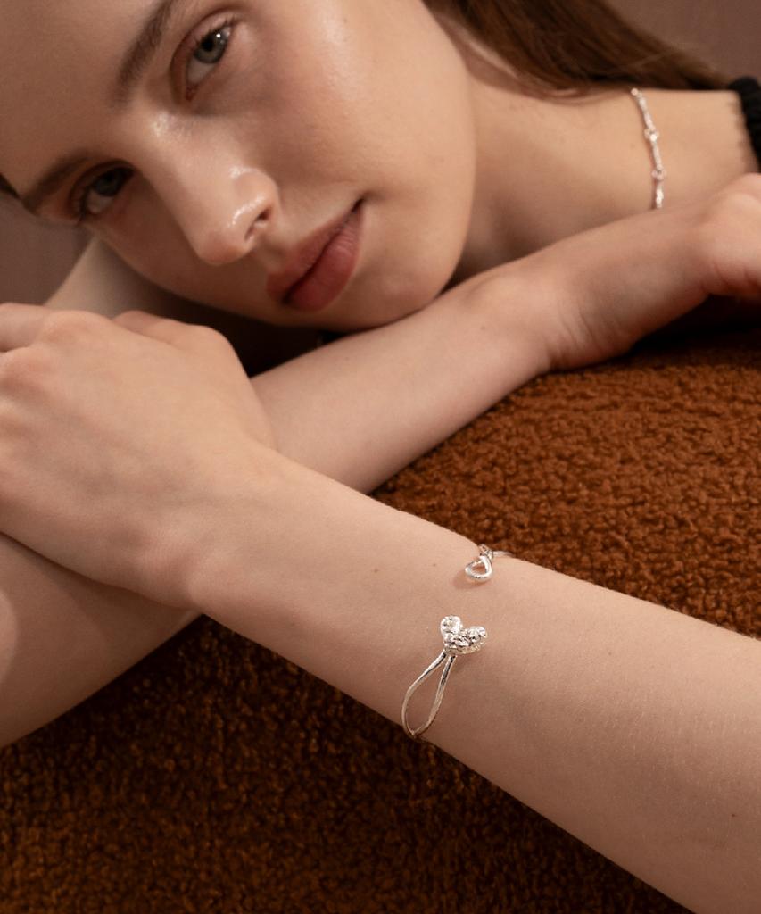 Jnui Twin Heart Bracelet 1617Cm
