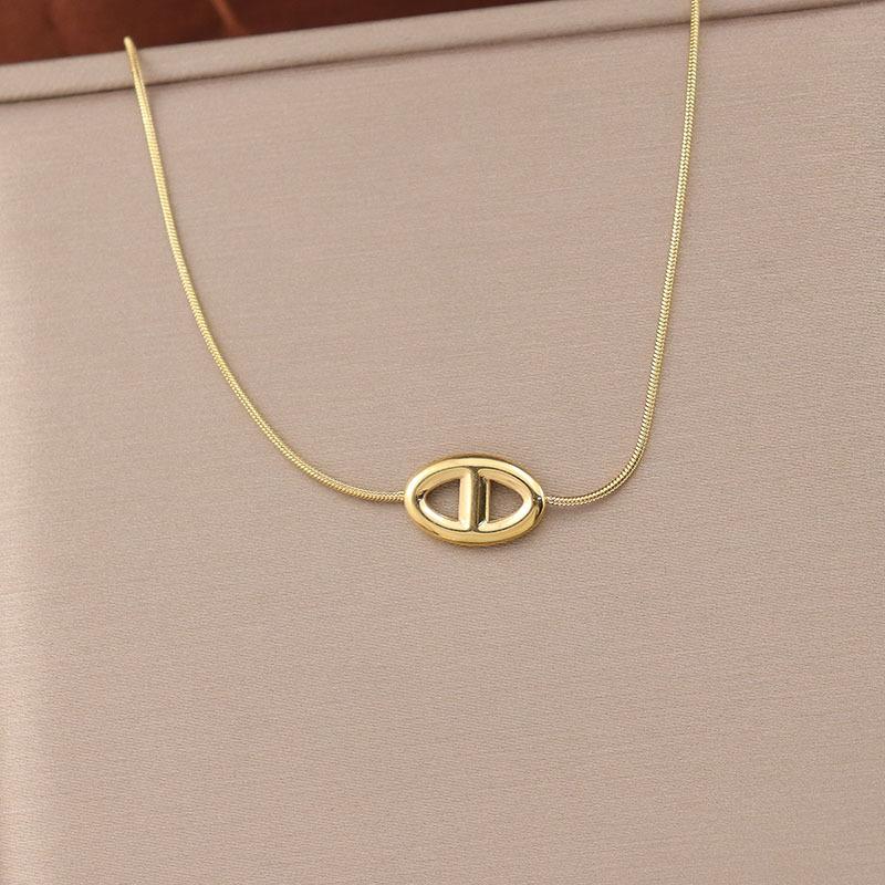 Stainless Steel Titanium Steel Necklace Women'S East Gate Light Luxury Niche Versatile Snake Bone Chain